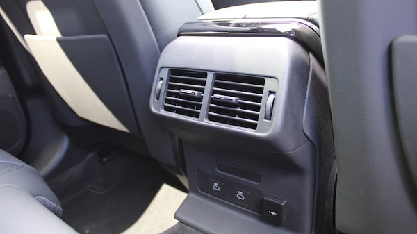 Used Land Rover Range Rover Velar 2025 for sale - 74823705: Photo 18