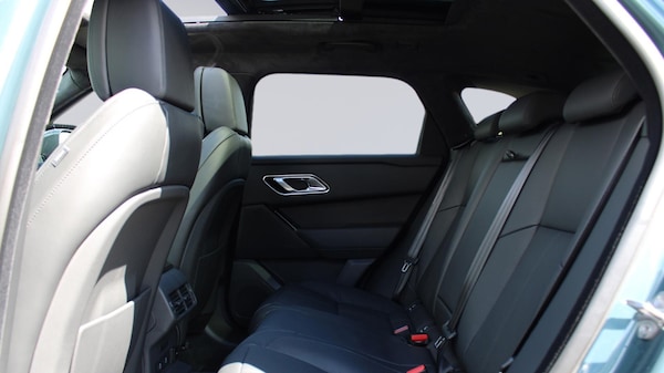 Used Land Rover Range Rover Velar 2025 for sale - 74823705: Photo 4