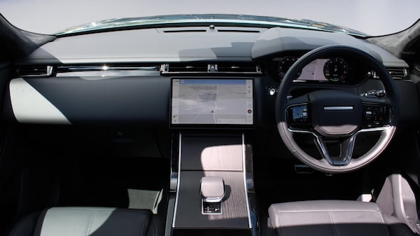 Used Land Rover Range Rover Velar 2025 for sale - 74823705: Photo 9