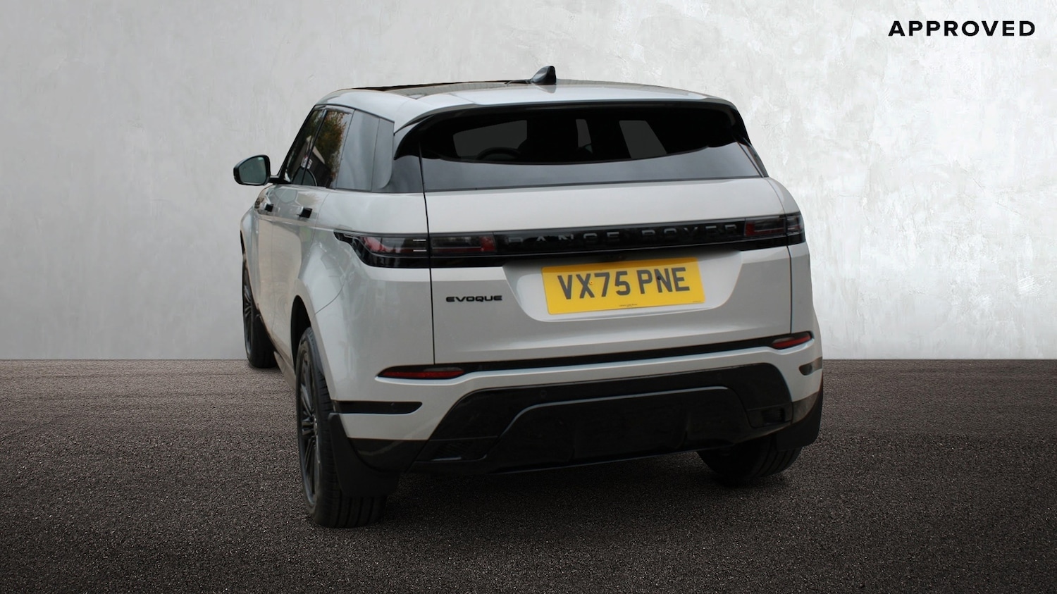 Used Land Rover Range Rover Evoque 2025 for sale - 76563208: Photo 2