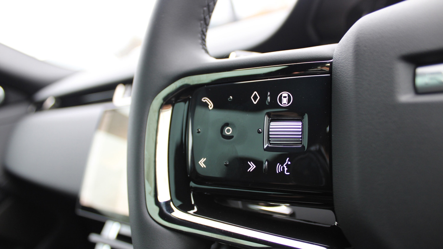 Used Land Rover Range Rover Evoque 2025 for sale - 76563208: Photo 23