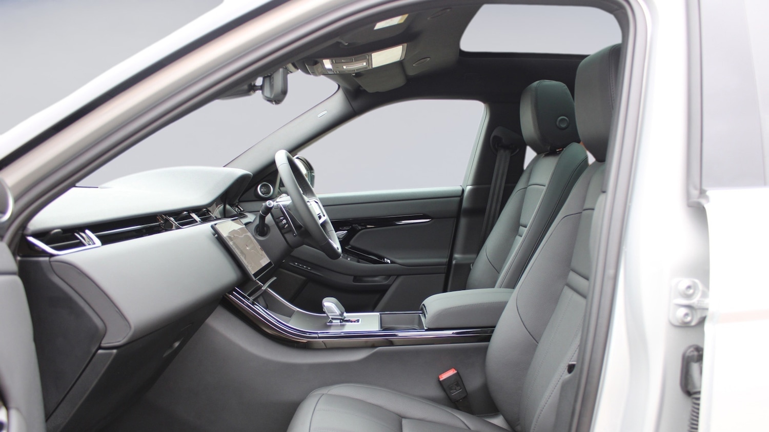 Used Land Rover Range Rover Evoque 2025 for sale - 76563208: Photo 3