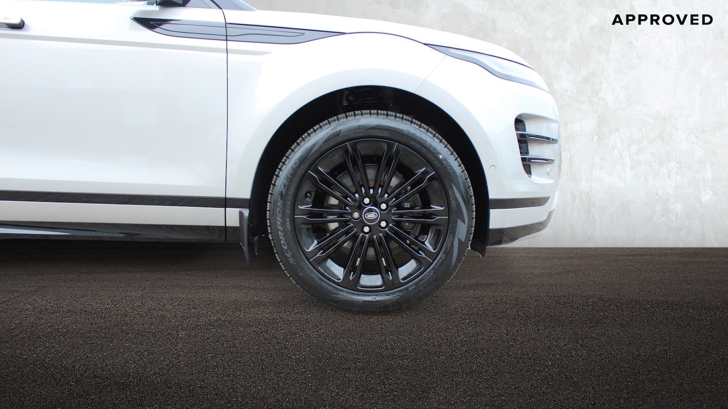 Used Land Rover Range Rover Evoque 2025 for sale - 76563208: Photo 8