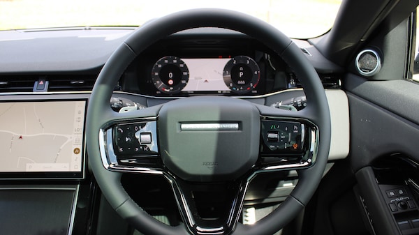 Used Land Rover Range Rover Evoque 2025 for sale - 74612445: Photo 15