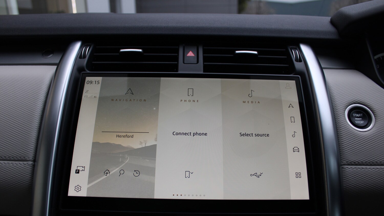 Used Land Rover Discovery 2023 for sale - 76635356: Photo 13