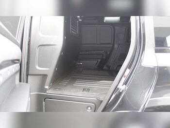 Used Land Rover Defender 110 2022 for sale - 75590469: Photo