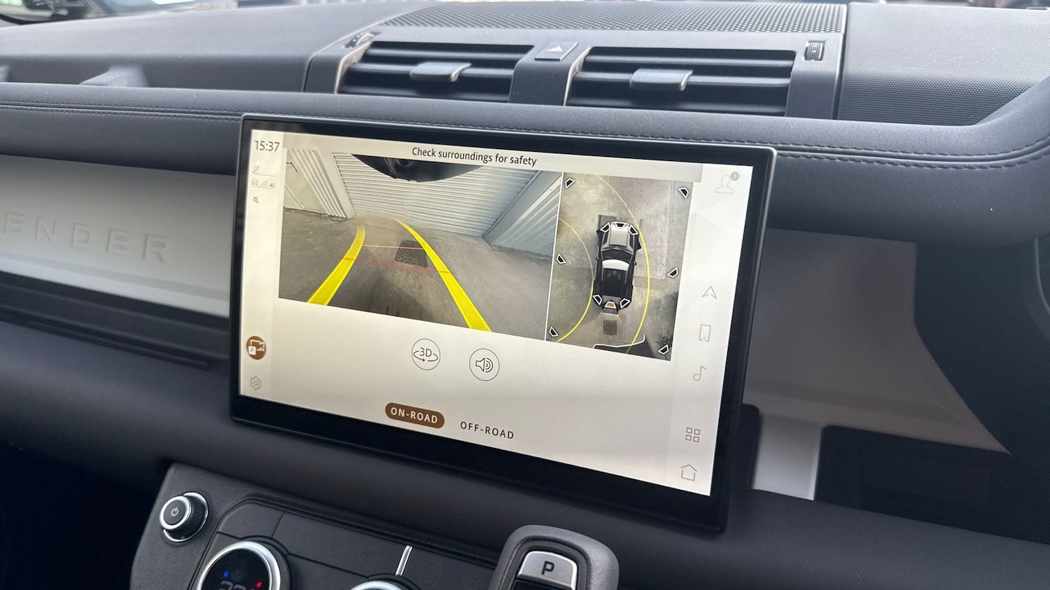 Used Land Rover Defender 2024 for sale - 77770674: Photo 12