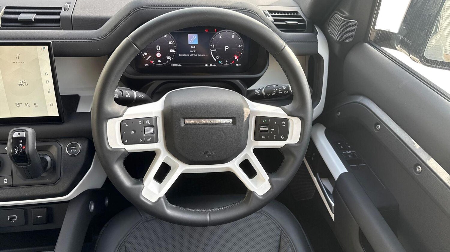 Used Land Rover Defender 2024 for sale - 77770674: Photo 15