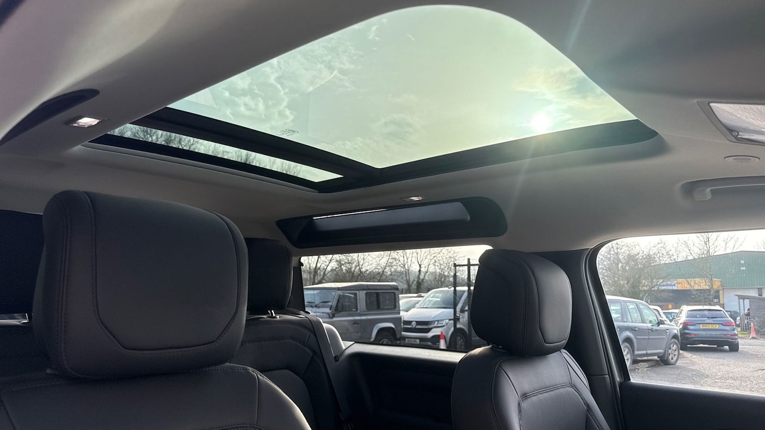 Used Land Rover Defender 2024 for sale - 77770674: Photo 21