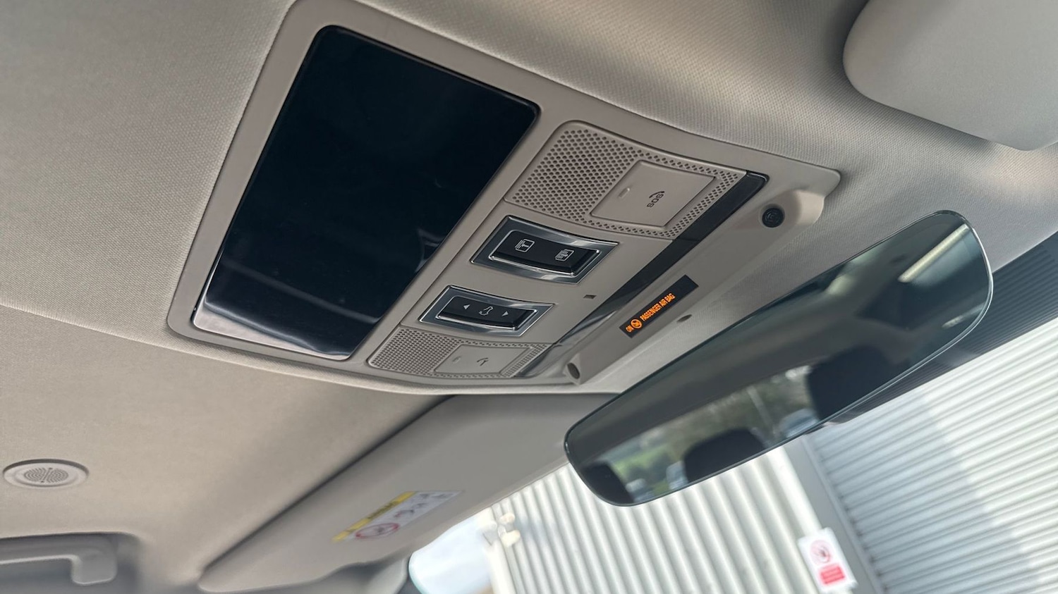 Used Land Rover Defender 2024 for sale - 77770674: Photo 23