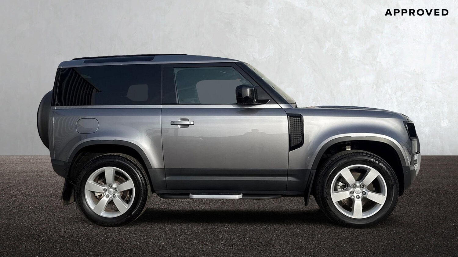 Used Land Rover Defender 2024 for sale - 77770674: Photo 5