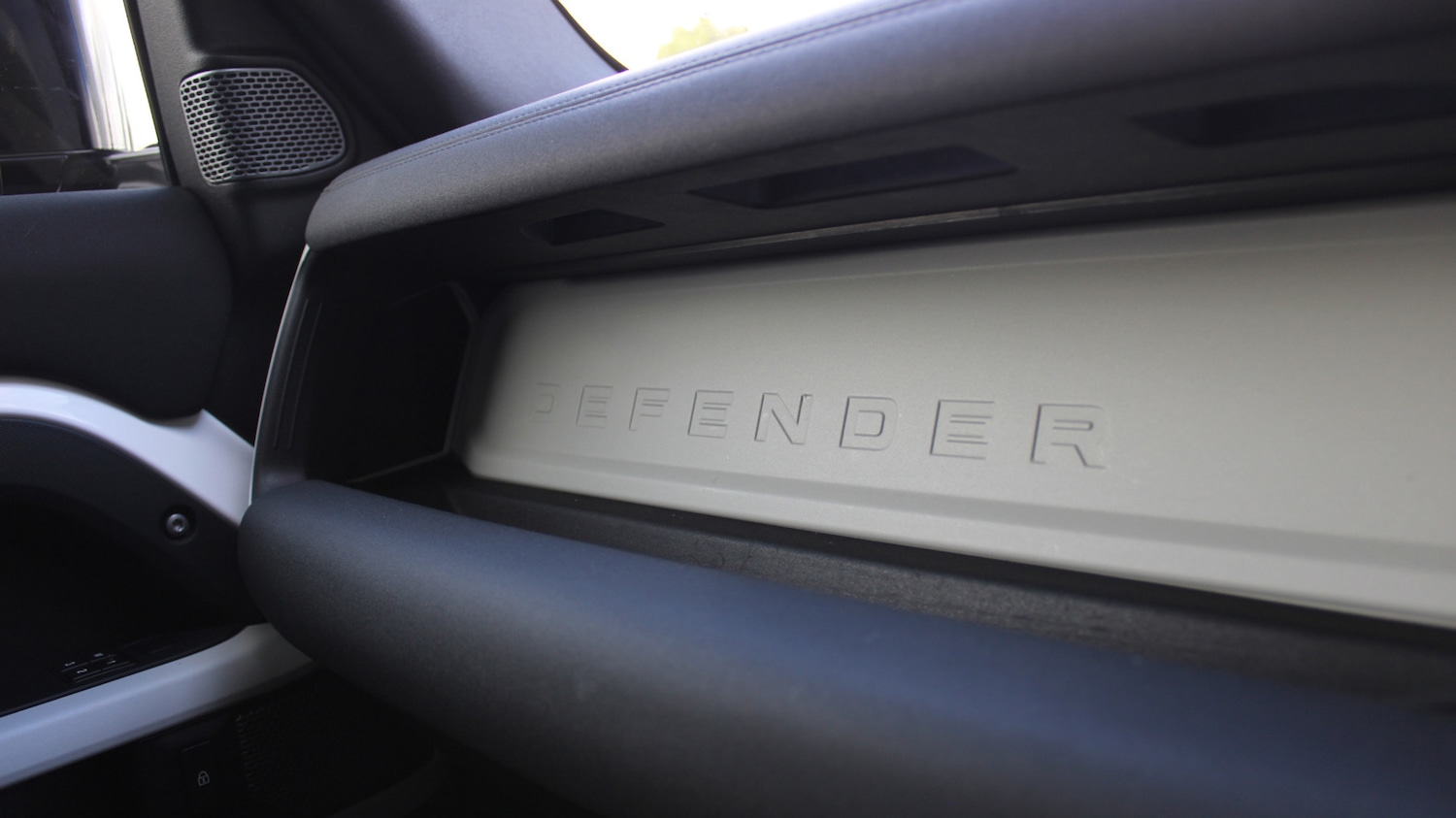 Used Land Rover Defender 2022 for sale - 76359814: Photo 25