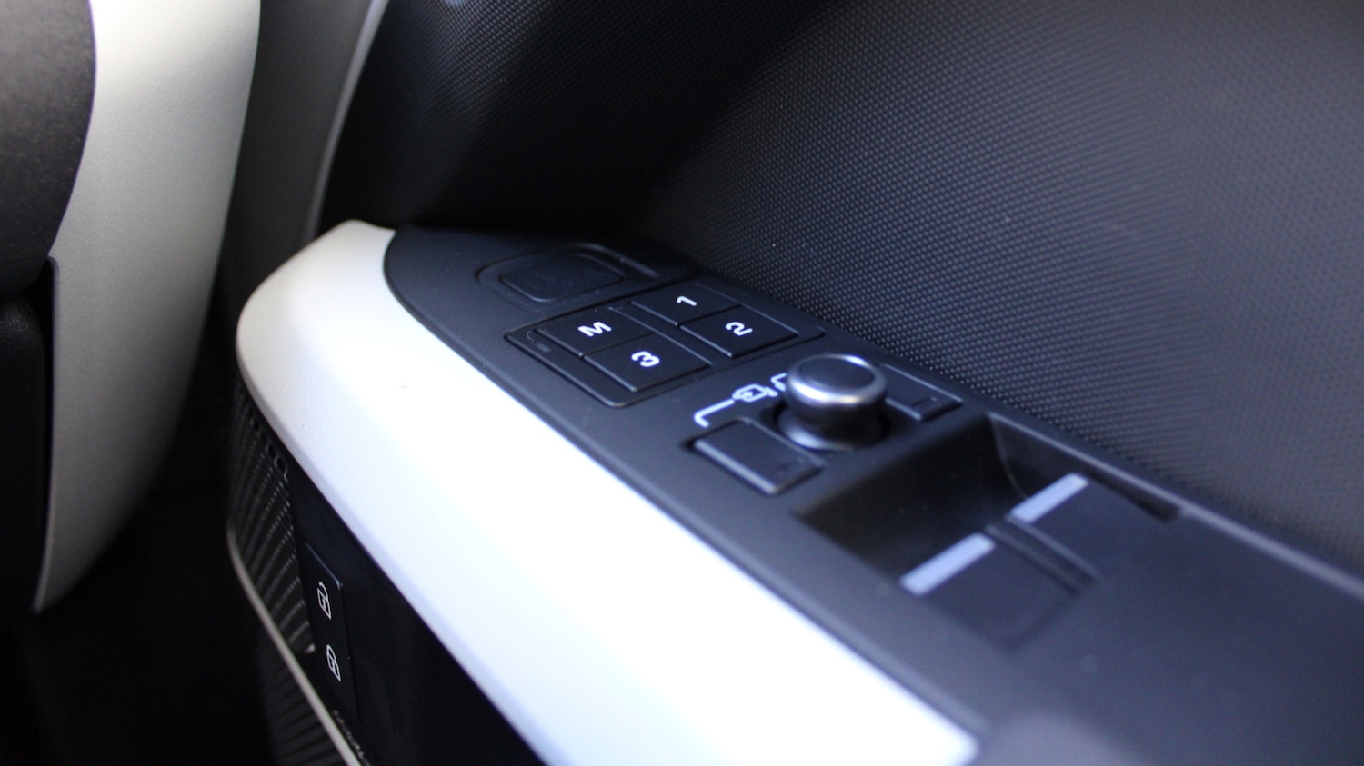 Used Land Rover Defender 2022 for sale - 76359814: Photo 27