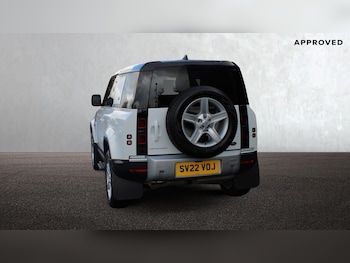 Used Land Rover Defender 2022 for sale - 76359814: Photo