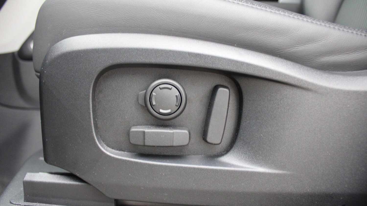 Used Land Rover Other 2024 for sale - 76139734: Photo 32