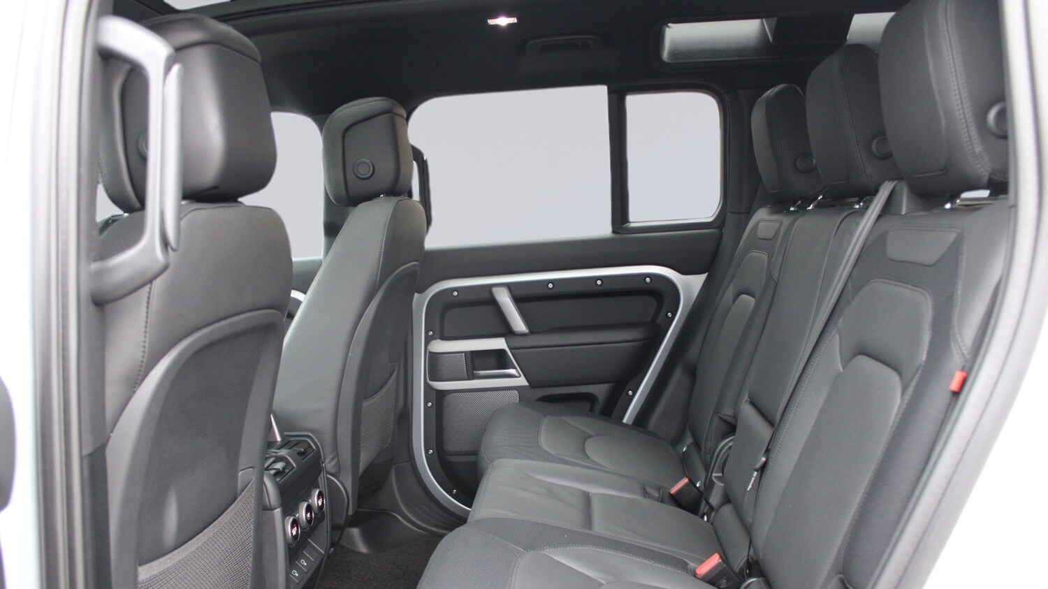 Used Land Rover Other 2024 for sale - 76139734: Photo 4