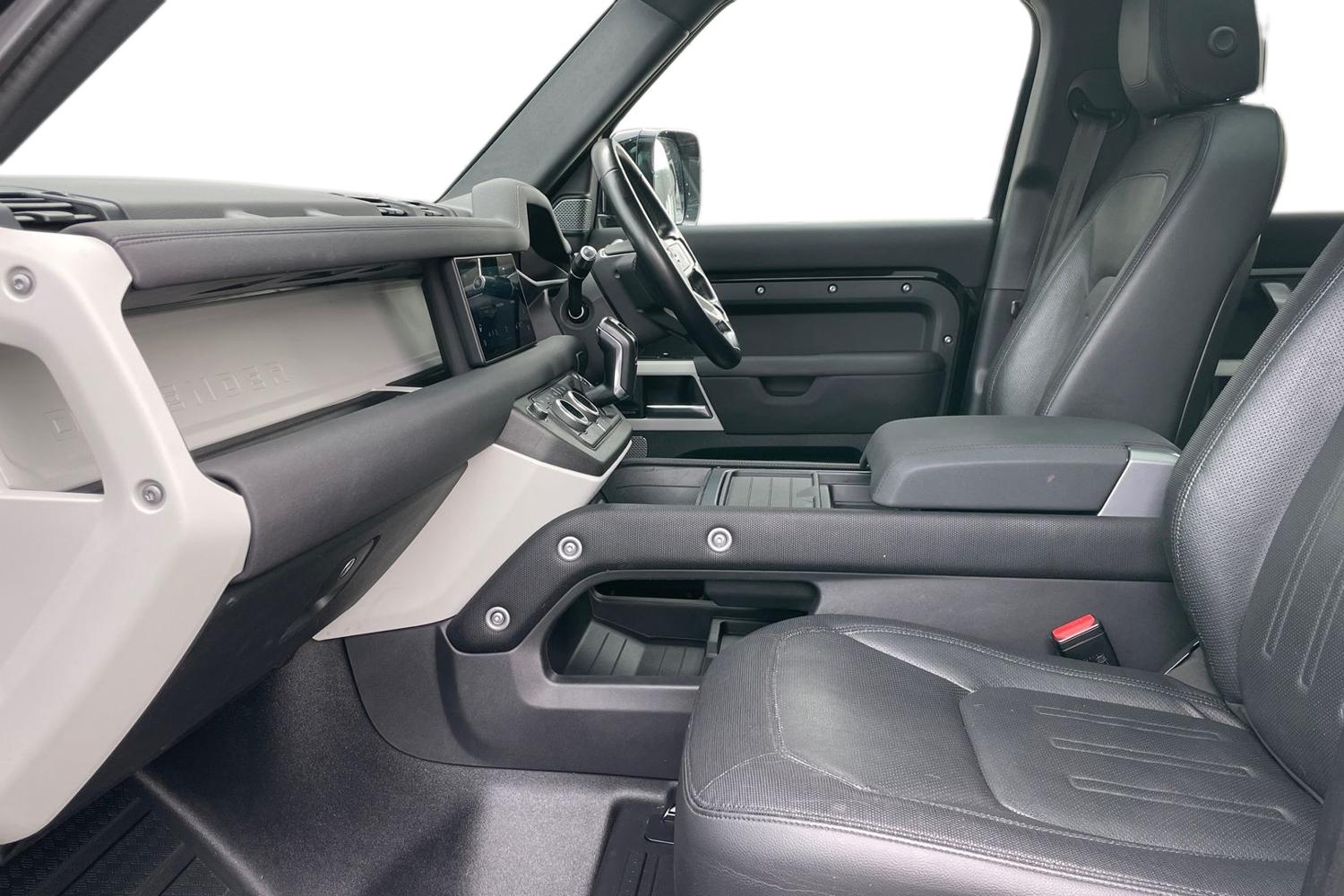 Used Land Rover Defender 2021 for sale - 78136897: Photo 3