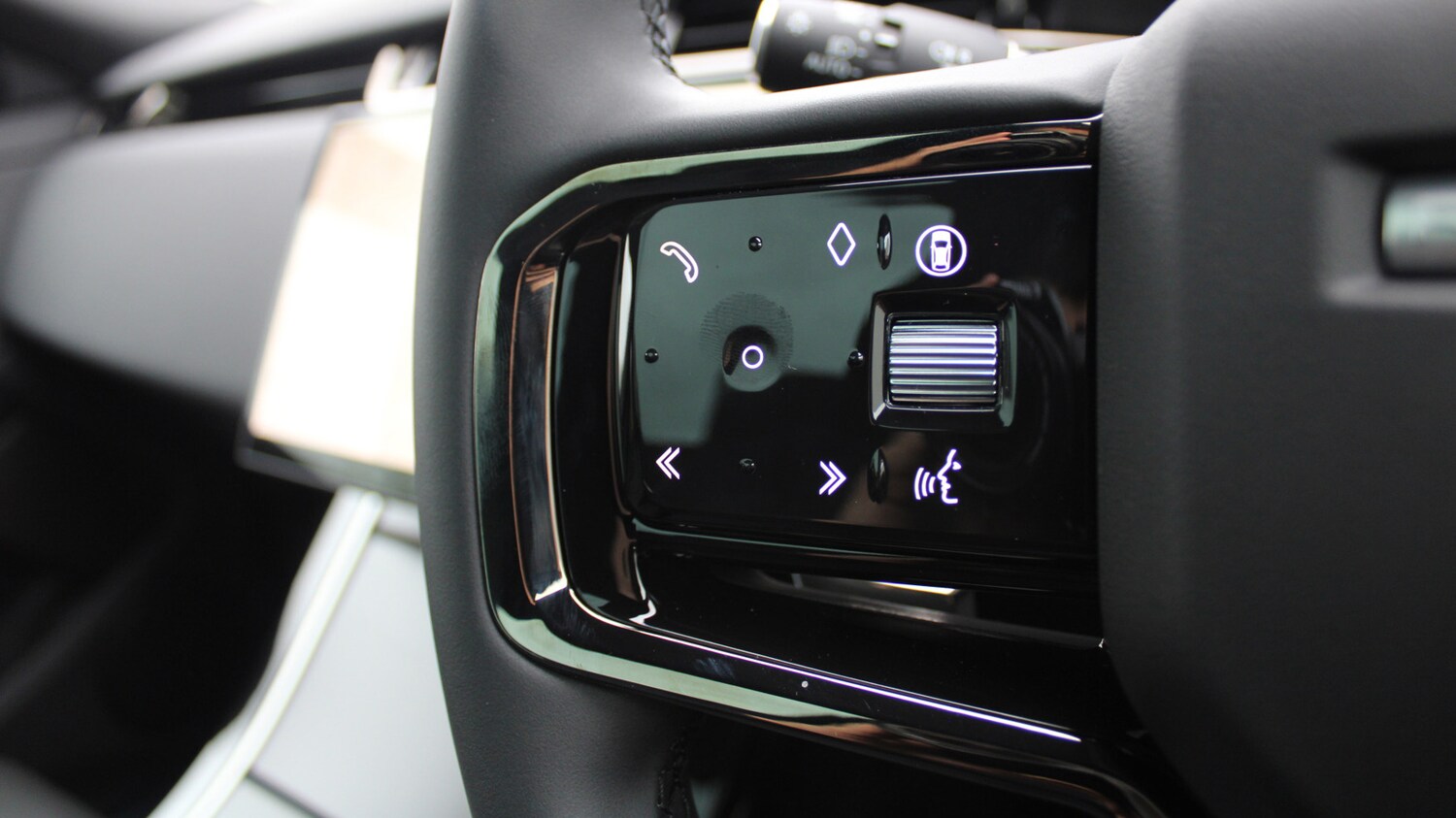 Used Land Rover Range Rover Evoque 2025 for sale - 76563206: Photo 21