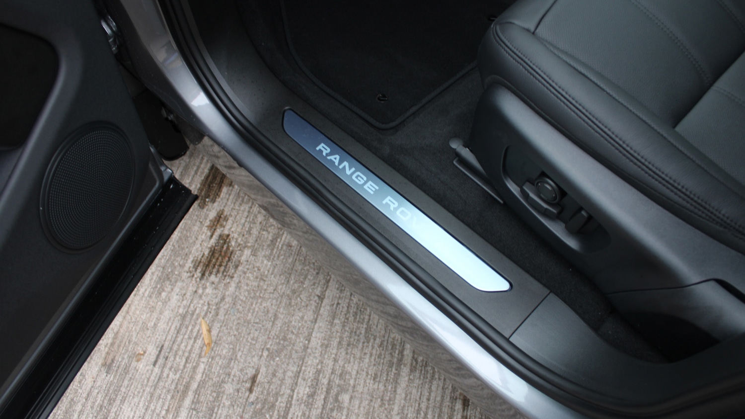 Used Land Rover Range Rover Evoque 2025 for sale - 76563206: Photo 29