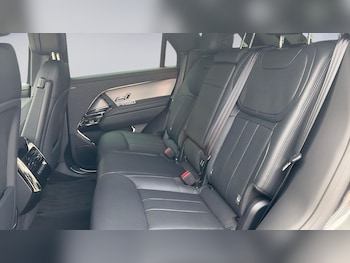 Used Land Rover Range Rover Sport 2026 for sale - 79122230: Photo