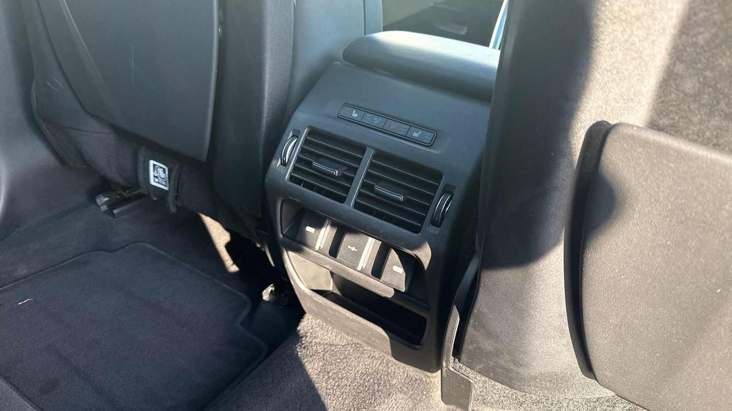 Used Land Rover Discovery Sport 2019 for sale - 77176999: Photo 18