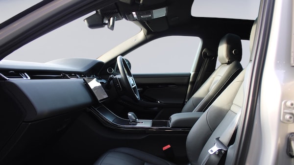 Used Land Rover Range Rover Evoque 2025 for sale - 74612446: Photo 3