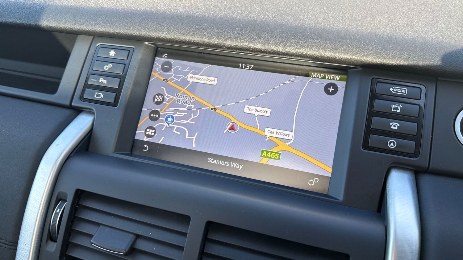 Used Land Rover Discovery Sport 2018 for sale - 77479995: Photo 11