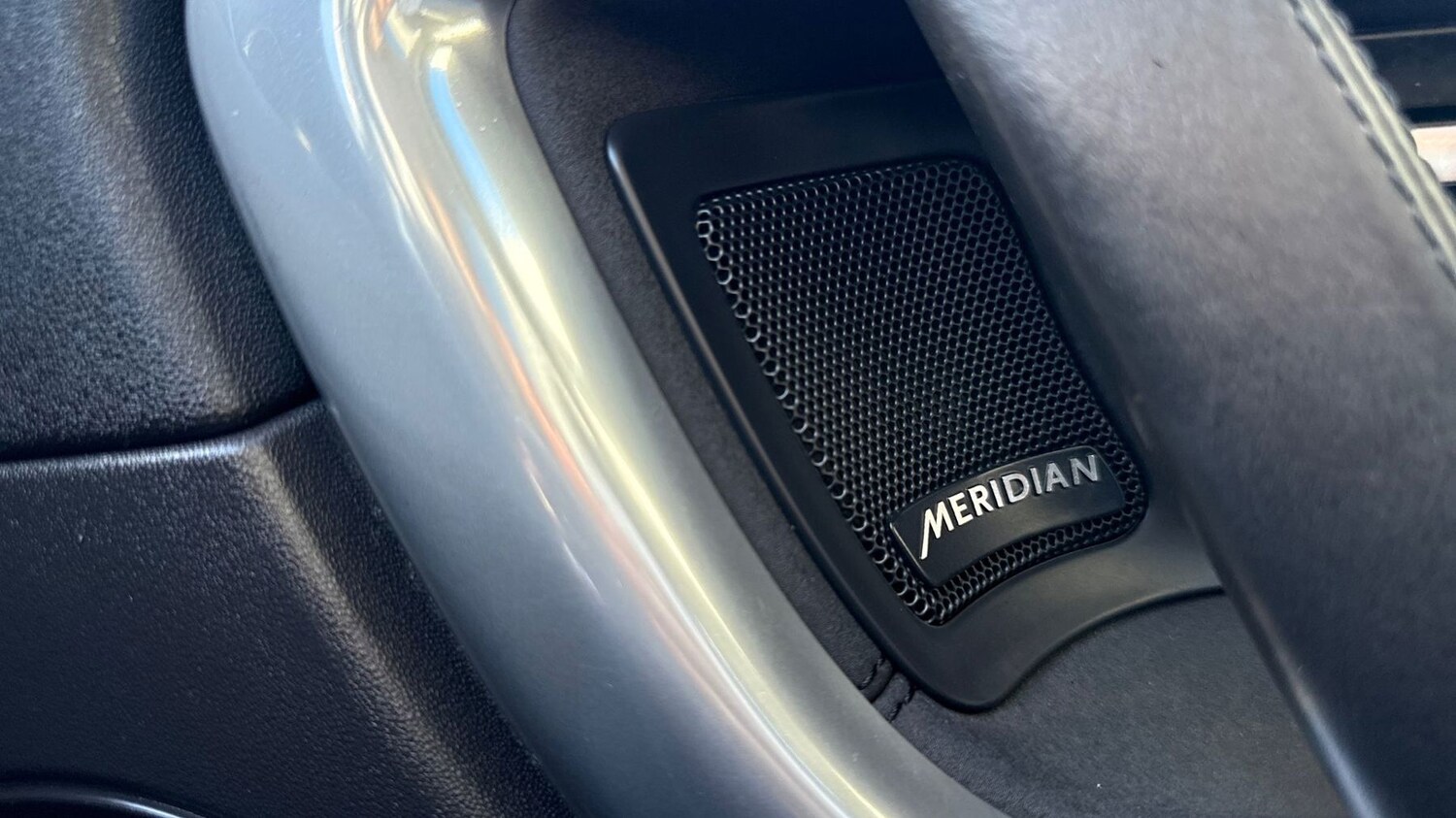 Used Land Rover Discovery Sport 2018 for sale - 77479995: Photo 24