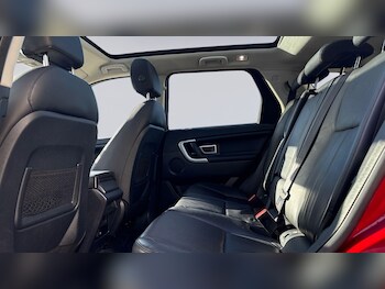 Used Land Rover Discovery Sport 2018 for sale - 77479995: Photo