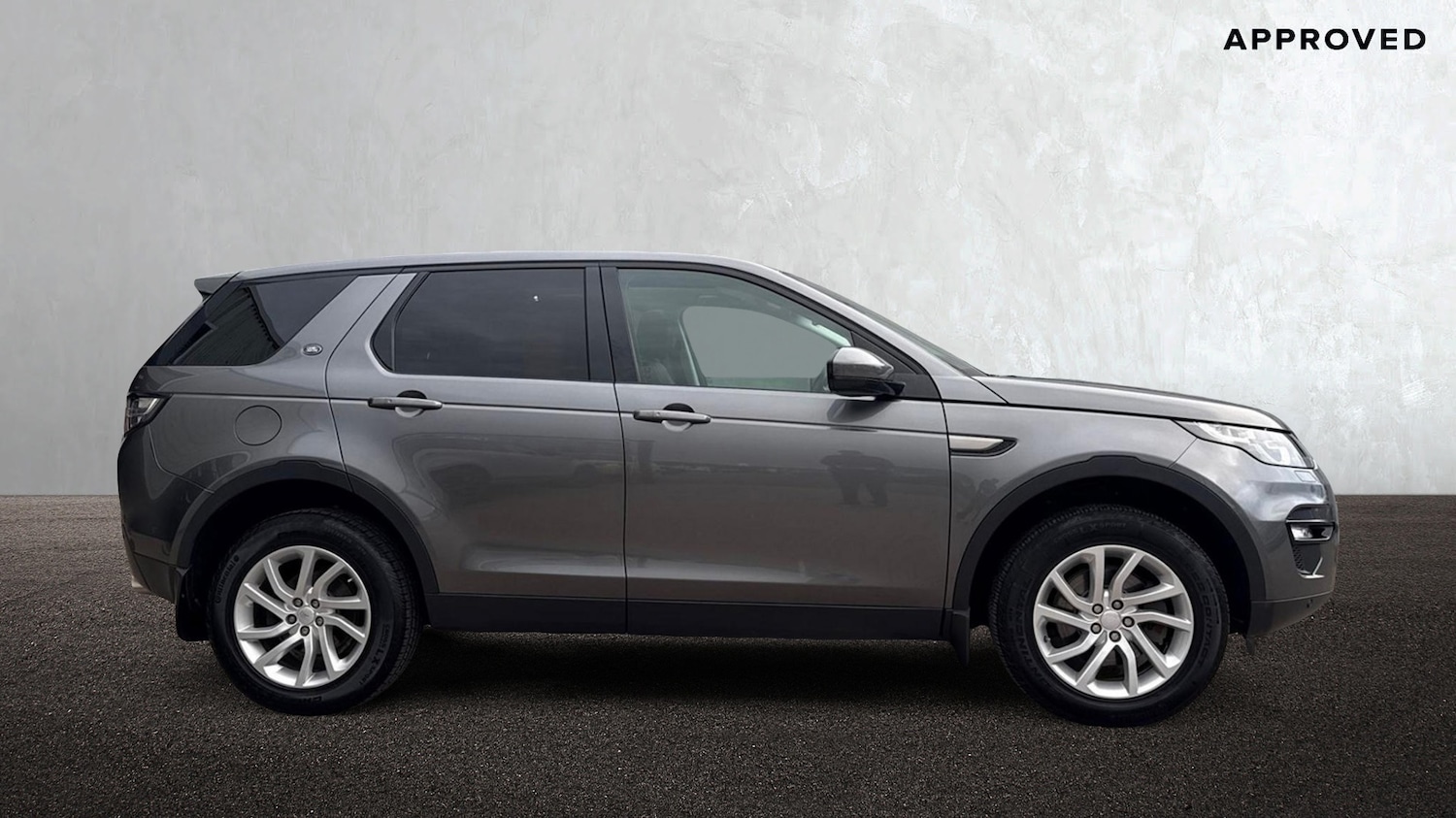 Used Land Rover Discovery Sport 2019 for sale - 77539409: Photo 5