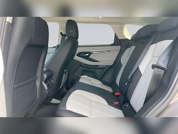 Used Land Rover Range Rover Evoque 2023 for sale - 79063615: Photo