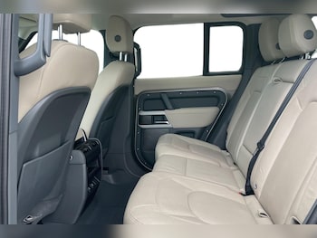 Used Land Rover Defender 90 2022 for sale - 78418324: Photo