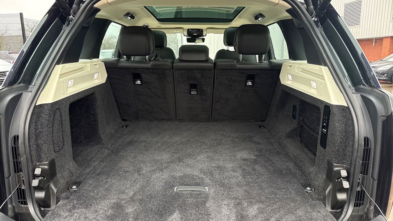 Used Land Rover Range Rover 2022 for sale - 77177015: Photo 10