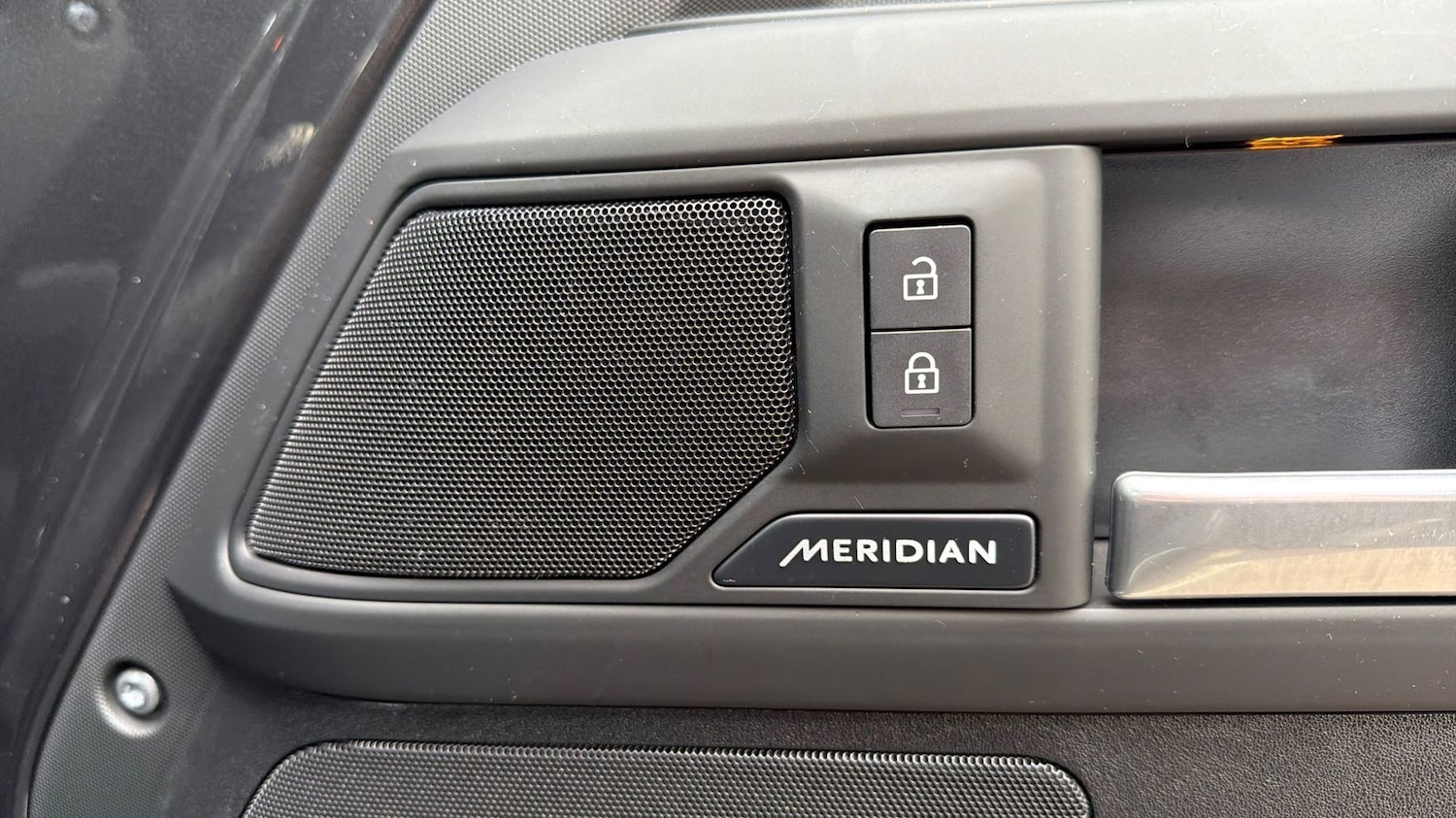 Used Land Rover Defender 2025 for sale - 77826165: Photo 21