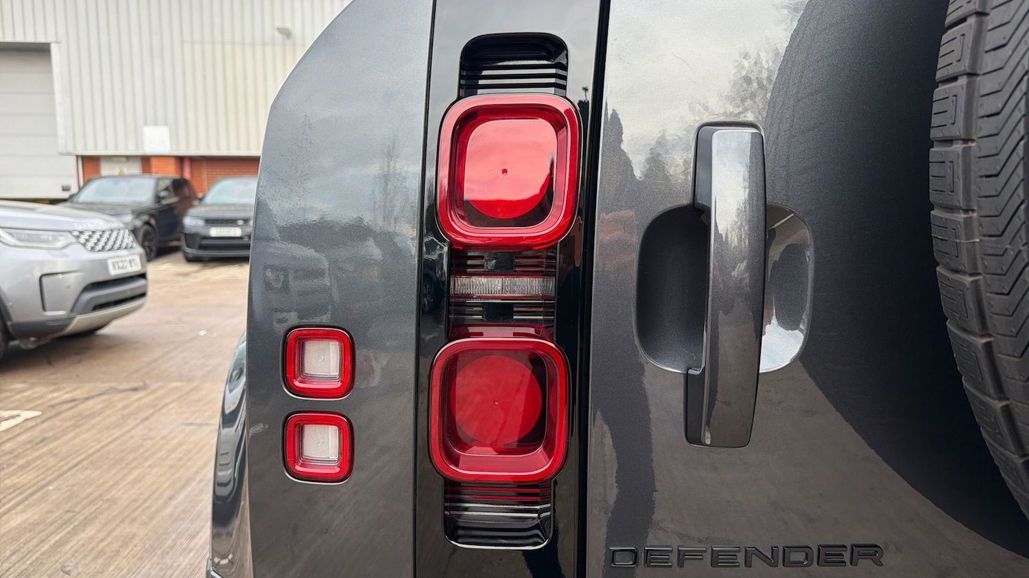 Used Land Rover Defender 2025 for sale - 77826165: Photo 23