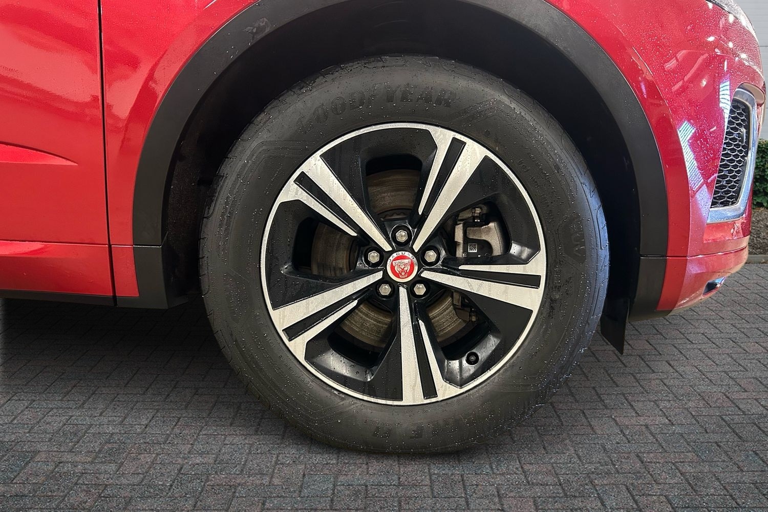 Used Jaguar E-Pace 2023 for sale - 76716808: Photo 6