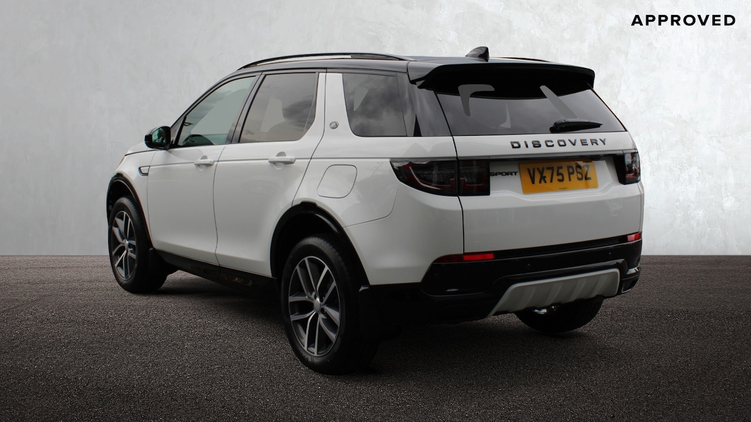 Used Land Rover Discovery Sport 2025 for sale - 76372405: Photo 2