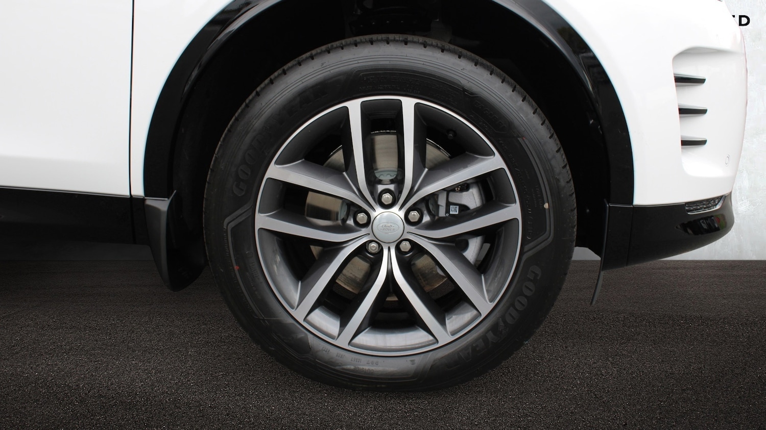 Used Land Rover Discovery Sport 2025 for sale - 76372405: Photo 8