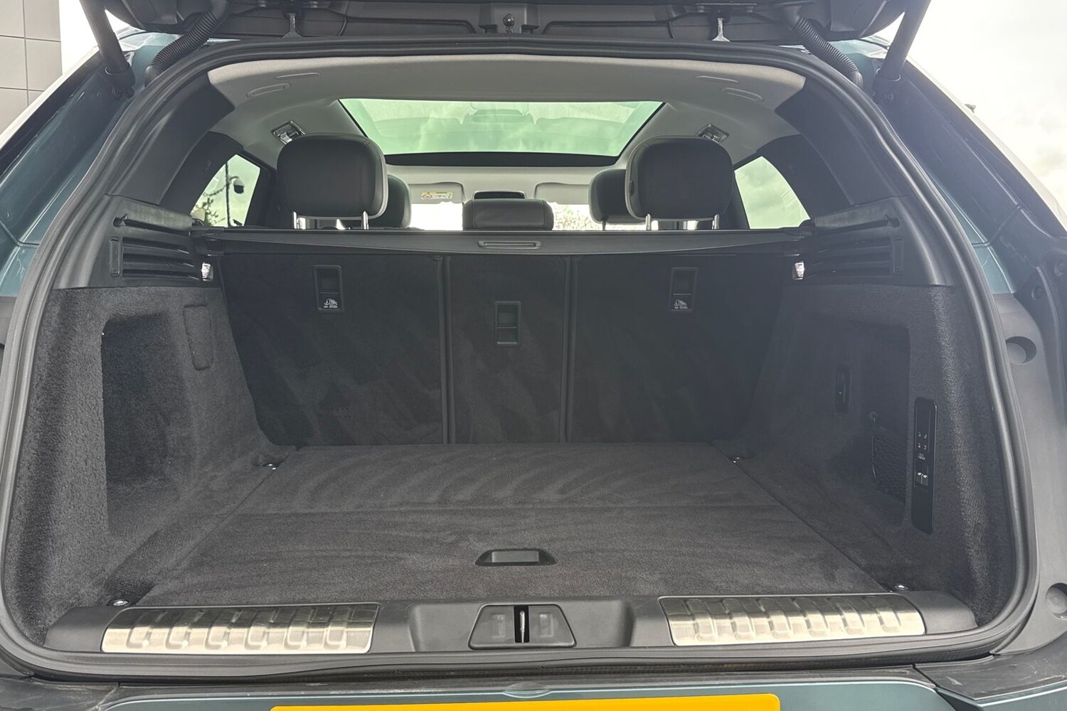 Used Land Rover Range Rover Sport 2023 for sale - 78136869: Photo 10