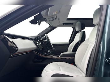 Used Land Rover Range Rover Sport 2023 for sale - 78136869: Photo