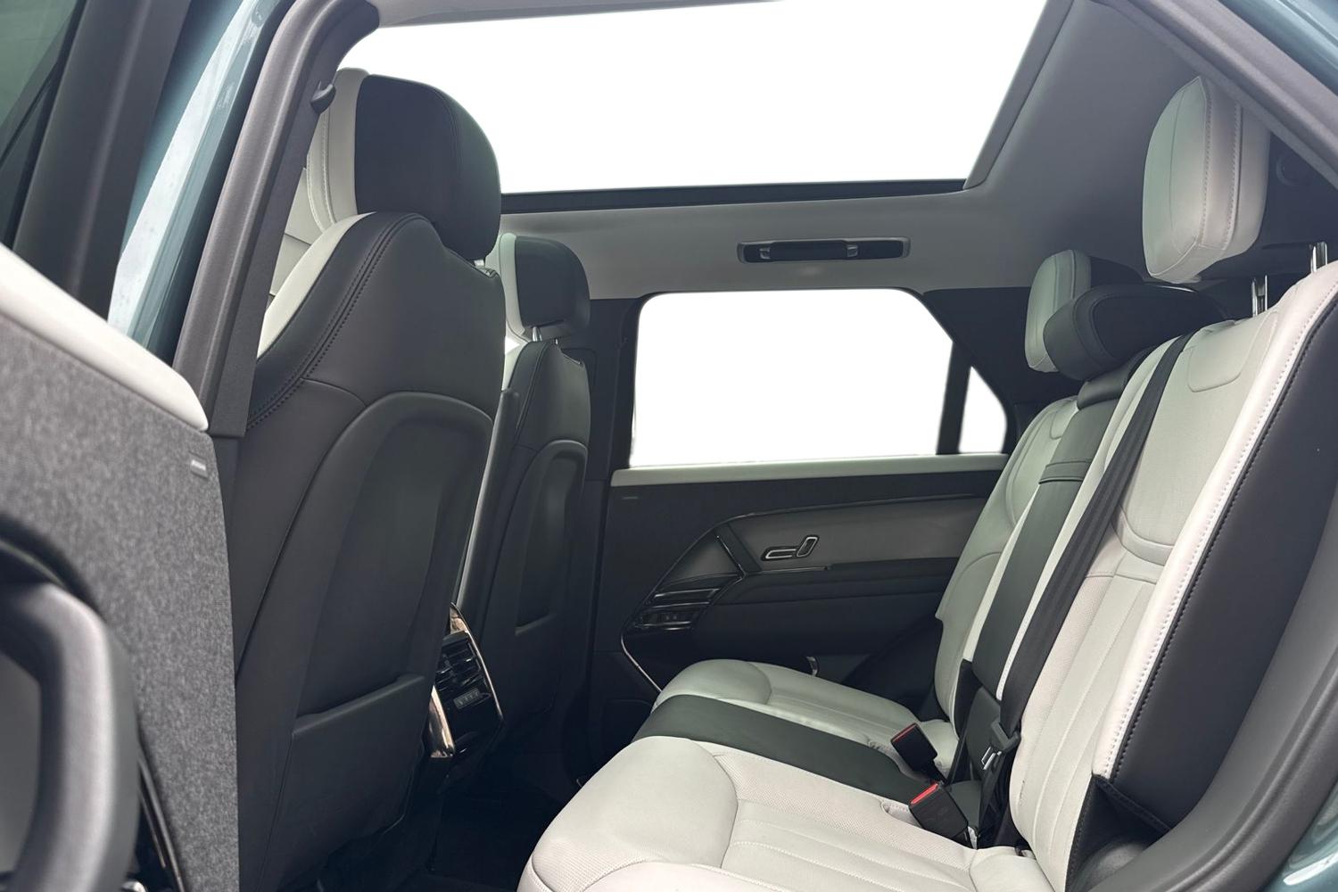 Used Land Rover Range Rover Sport 2023 for sale - 78136869: Photo 4