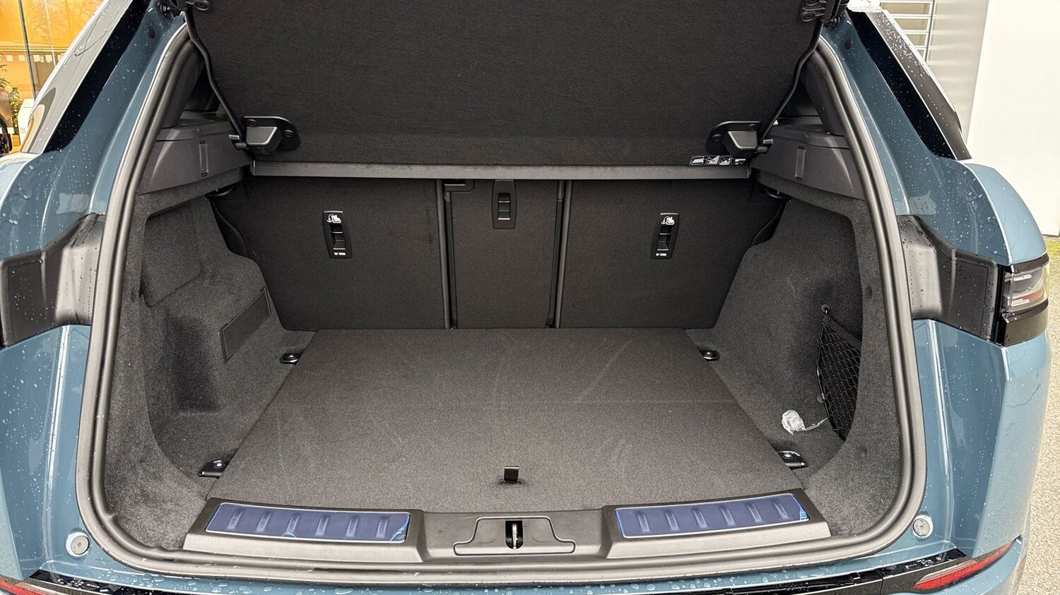 Used Land Rover Range Rover Evoque 2025 for sale - 76837676: Photo 10