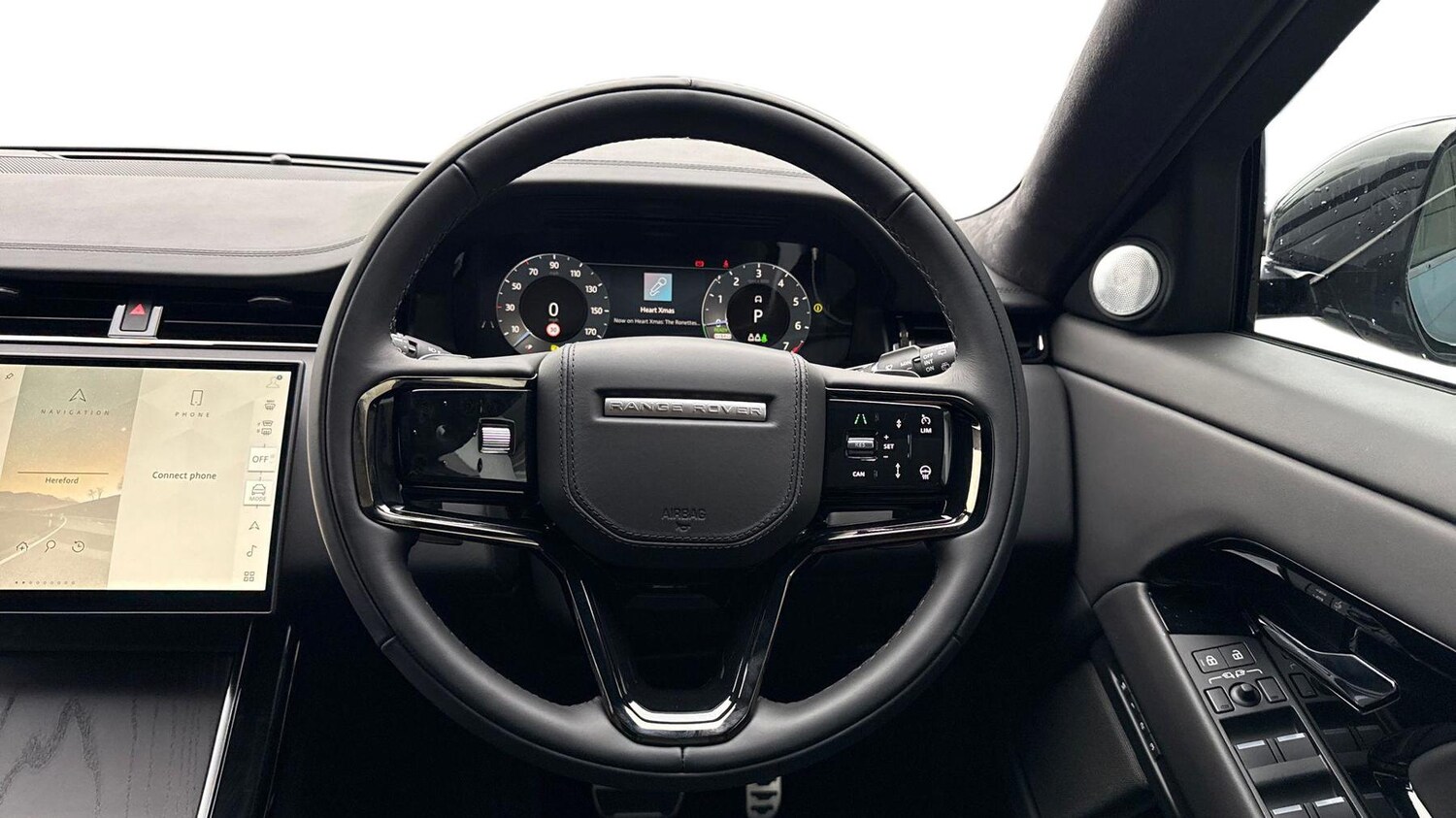 Used Land Rover Range Rover Evoque 2025 for sale - 76837676: Photo 15