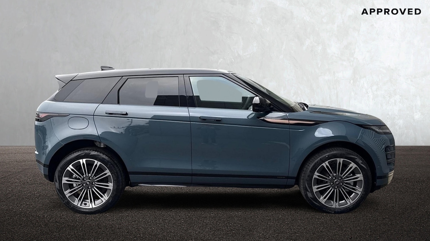 Used Land Rover Range Rover Evoque 2025 for sale - 76837676: Photo 5