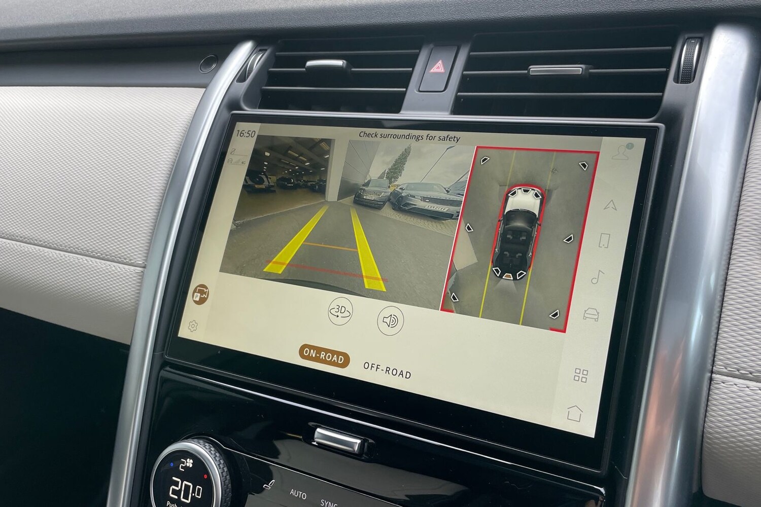 Used Land Rover Discovery 2023 for sale - 78136874: Photo 12