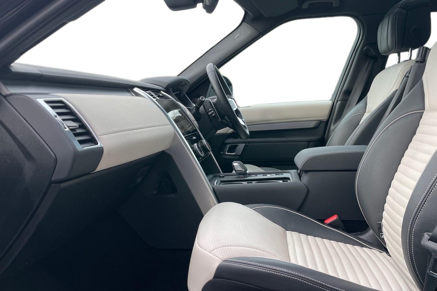 Used Land Rover Discovery 2023 for sale - 78136874: Photo 3