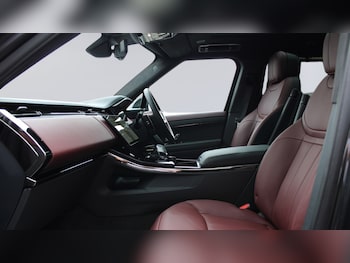 Used Land Rover Range Rover Sport 2025 for sale - 76139732: Photo