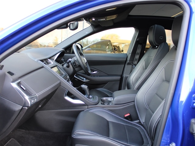 Used Jaguar E-Pace 2020 for sale - 77512232: Photo 3