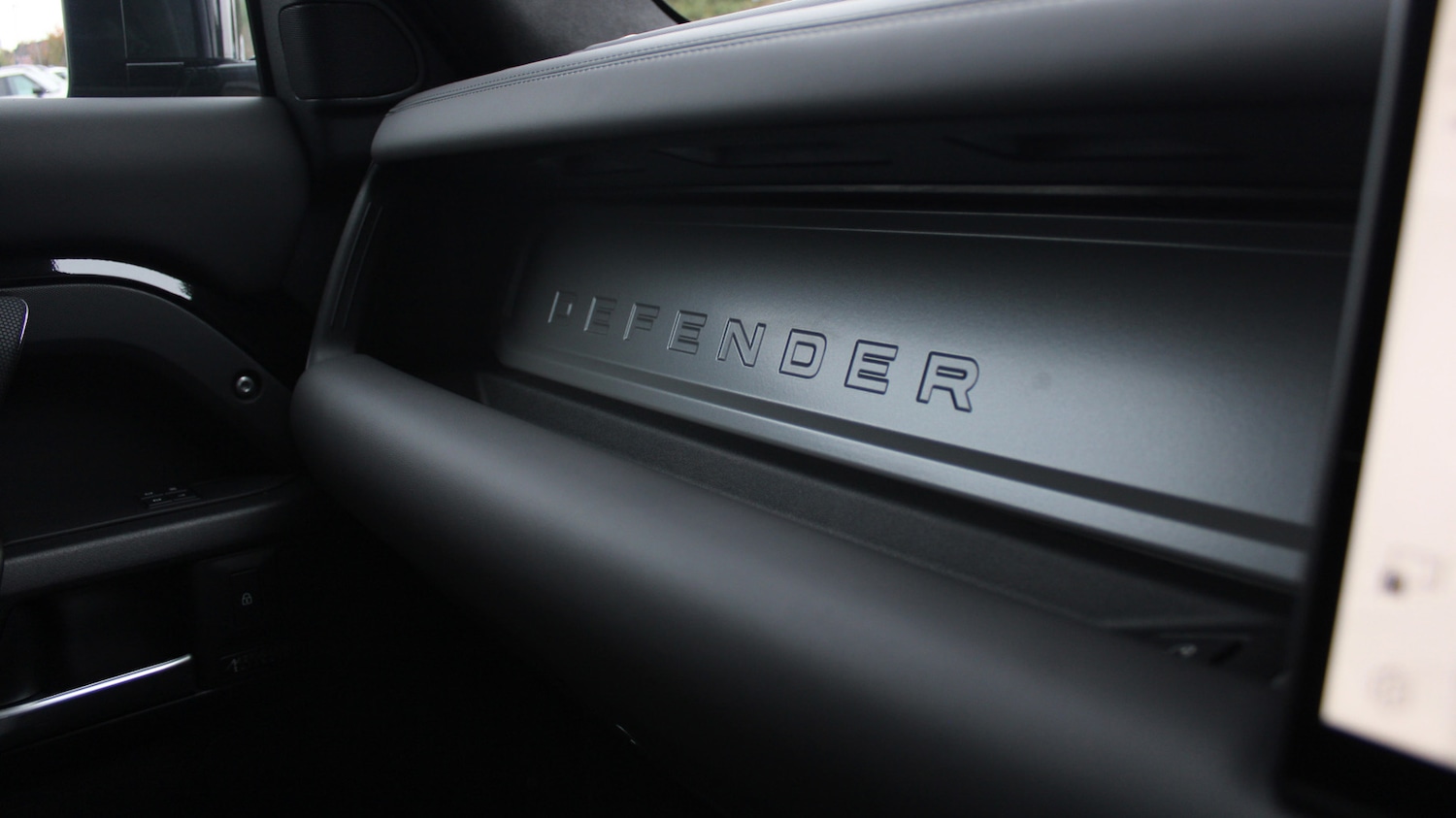 Used Land Rover Defender 2025 for sale - 76372376: Photo 23