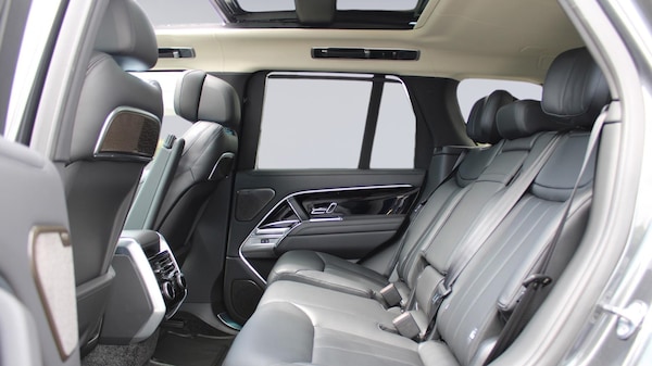 Used Land Rover Range Rover 2025 for sale - 74789662: Photo 4